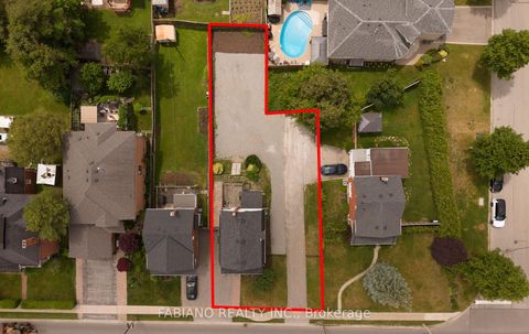 Photo 3 at 7872 - 7876 Kipling Avenue, West Woodbridge, Vaughan