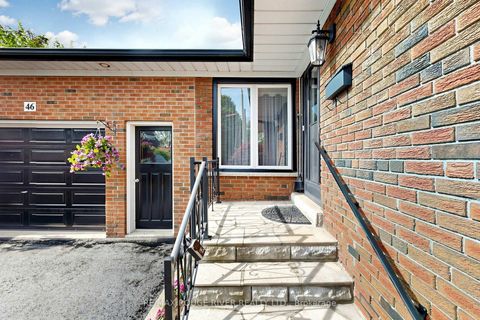 Photo 2 at 46 Melchior Drive, West Hill, Toronto