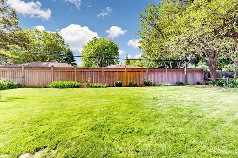 Photo 28 at 46 Melchior Drive, West Hill, Toronto