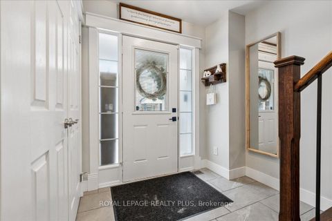 Photo 3 at 29 Jeremiah Lane, Scarborough Village, Toronto