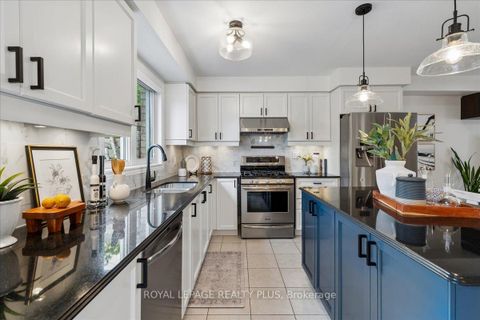 Photo 11 at 29 Jeremiah Lane, Scarborough Village, Toronto