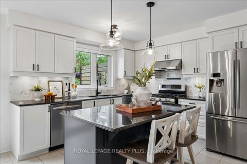 Photo 12 at 29 Jeremiah Lane, Scarborough Village, Toronto