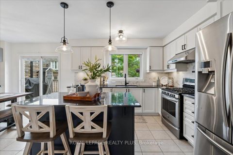 Photo 15 at 29 Jeremiah Lane, Scarborough Village, Toronto