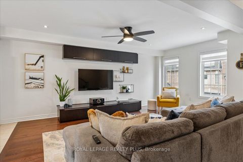 Photo 18 at 29 Jeremiah Lane, Scarborough Village, Toronto