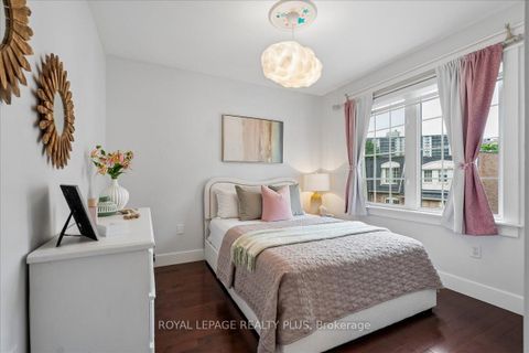 Photo 26 at 29 Jeremiah Lane, Scarborough Village, Toronto