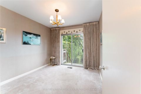 Photo 16 at 82 Hadrian Drive, Old Rexdale, Toronto