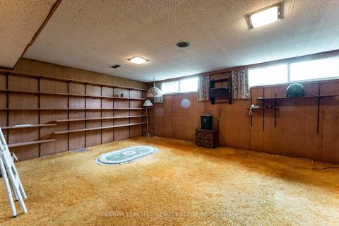 Photo 25 at 82 Hadrian Drive, Old Rexdale, Toronto