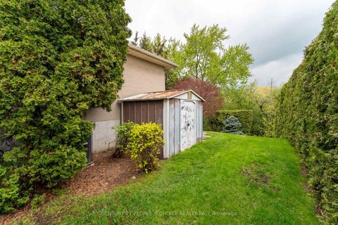 Photo 35 at 82 Hadrian Drive, Old Rexdale, Toronto