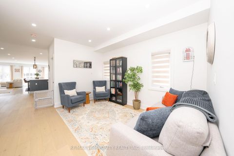 Photo 7 at 75B Kitchener Road, West Hill, Toronto