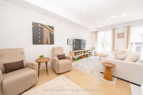 Photo 14 at 75B Kitchener Road, West Hill, Toronto