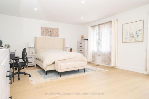 Photo 29 at 75B Kitchener Road, West Hill, Toronto