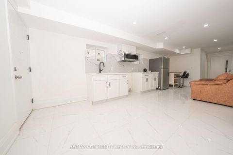Photo 39 at 75B Kitchener Road, West Hill, Toronto
