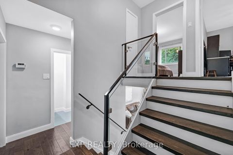 Photo 14 at 160 Cottonwood Drive, Don Mills, Toronto