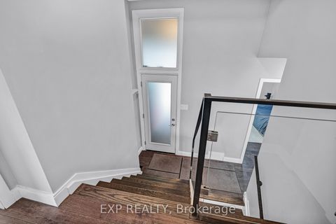 Photo 15 at 160 Cottonwood Drive, Don Mills, Toronto