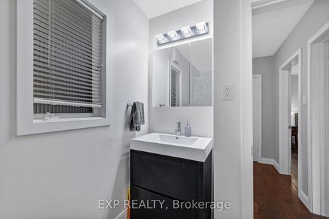 Photo 22 at 160 Cottonwood Drive, Don Mills, Toronto