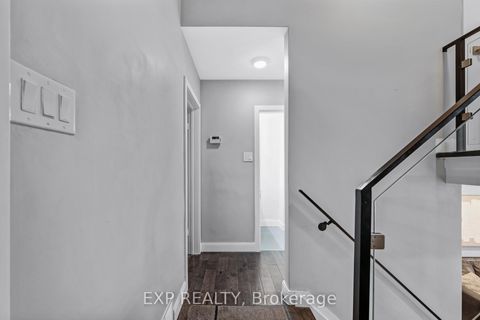 Photo 24 at 160 Cottonwood Drive, Don Mills, Toronto