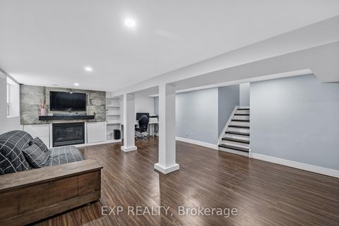Photo 30 at 160 Cottonwood Drive, Don Mills, Toronto