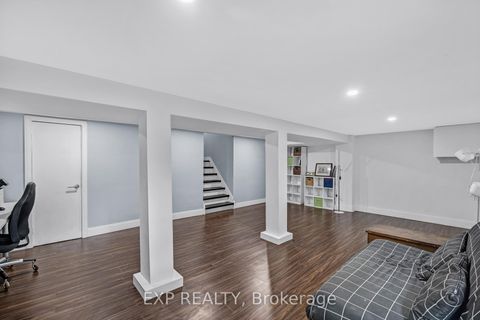 Photo 31 at 160 Cottonwood Drive, Don Mills, Toronto
