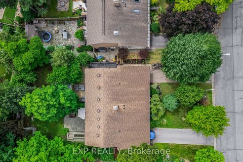 Photo 34 at 160 Cottonwood Drive, Don Mills, Toronto