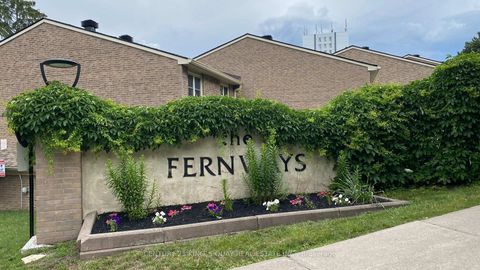 Photo 0 at 10 Sand Fern Way E, Don Valley Village, Toronto