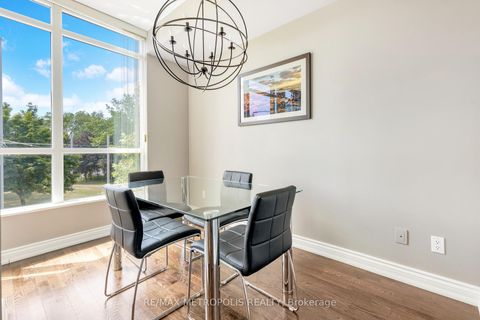 Photo 9 at 208 - 215 Fort York Boulevard, Niagara, Toronto
