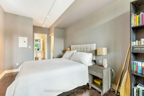 Photo 17 at 208 - 215 Fort York Boulevard, Niagara, Toronto