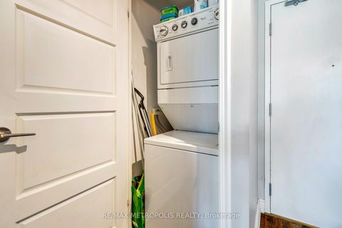 Photo 21 at 208 - 215 Fort York Boulevard, Niagara, Toronto