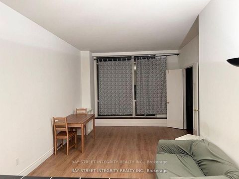 Photo 11 at 917 - 7 King Street E, Yonge Corridor, Toronto