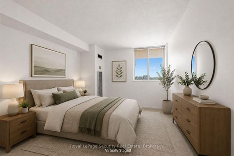Photo 18 at 1702 - 10 Martha Eaton Way, Amesbury, Toronto