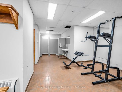 Photo 33 at 1702 - 10 Martha Eaton Way, Amesbury, Toronto