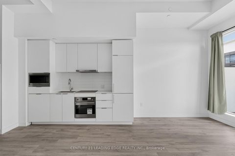 Photo 6 at N908 - 7 Golden Lion Heights, Newtonbrook East, Toronto