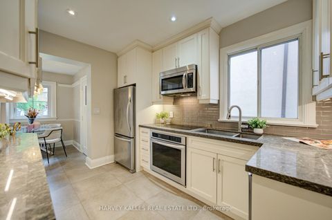 Photo 12 at 62 Roe Avenue, Lawrence Park North, Toronto