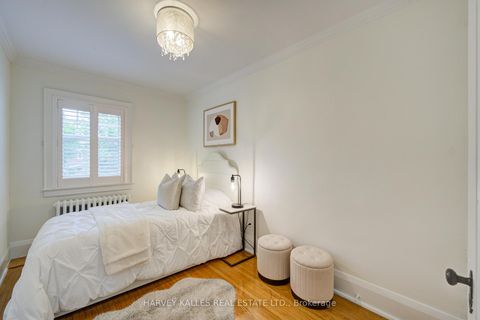Photo 24 at 62 Roe Avenue, Lawrence Park North, Toronto