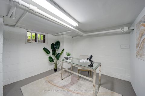 Photo 36 at 62 Roe Avenue, Lawrence Park North, Toronto