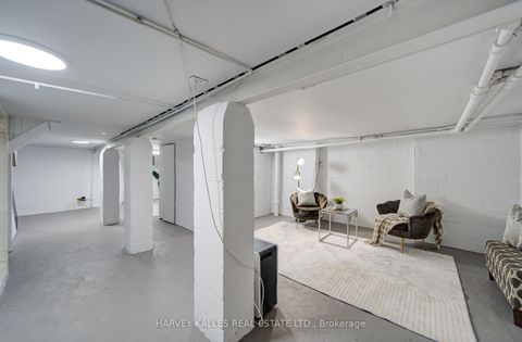 Photo 40 at 62 Roe Avenue, Lawrence Park North, Toronto