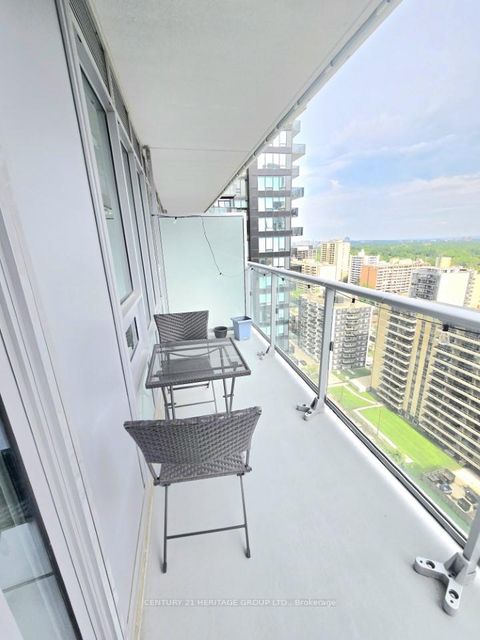 Photo 13 at 2006 - 195 Redpath Avenue, Mount Pleasant West, Toronto