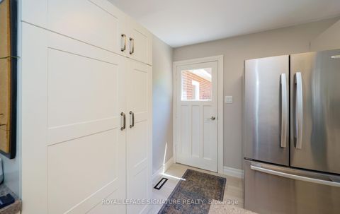 Photo 14 at 26 Kilkenny Drive, L'Amoreaux, Toronto
