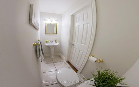 Photo 15 at 26 Kilkenny Drive, L'Amoreaux, Toronto