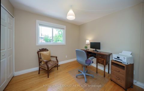 Photo 24 at 26 Kilkenny Drive, L'Amoreaux, Toronto