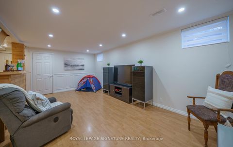 Photo 28 at 26 Kilkenny Drive, L'Amoreaux, Toronto