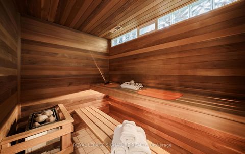 Photo 36 at 26 Kilkenny Drive, L'Amoreaux, Toronto
