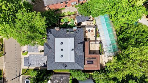Photo 2 at 4 Ridgewood Road, Forest Hill South, Toronto