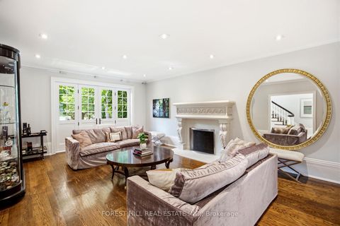 Photo 5 at 4 Ridgewood Road, Forest Hill South, Toronto
