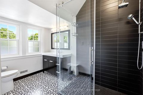 Photo 26 at 4 Ridgewood Road, Forest Hill South, Toronto
