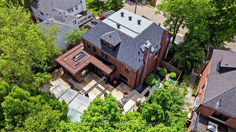 Photo 30 at 4 Ridgewood Road, Forest Hill South, Toronto
