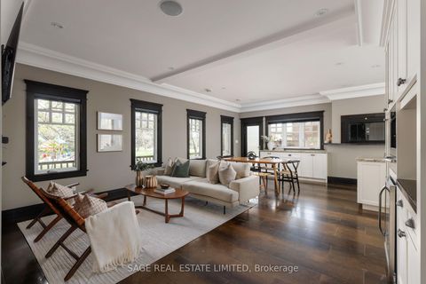 Photo 3 at 39 Loyalist Road, Kingsway South, Toronto