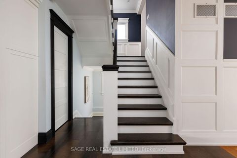 Photo 19 at 39 Loyalist Road, Kingsway South, Toronto
