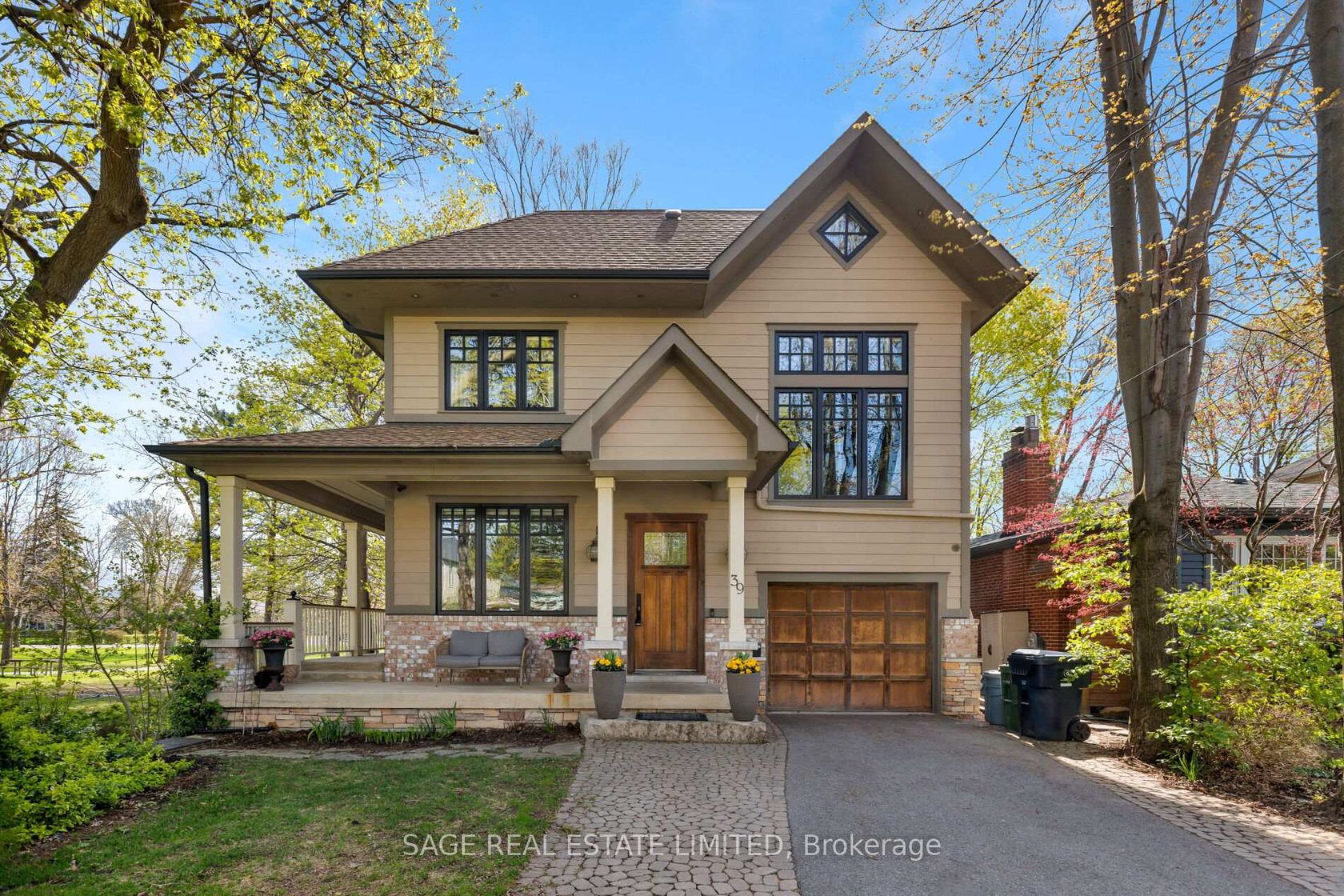 39 Loyalist Road, Kingsway South, Toronto photo 8