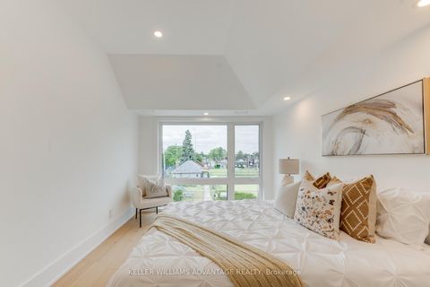 Photo 29 at 121 Durant Avenue, East York, Toronto