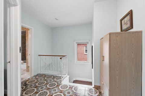 Photo 20 at 33 Robindale Avenue, Alderwood, Toronto